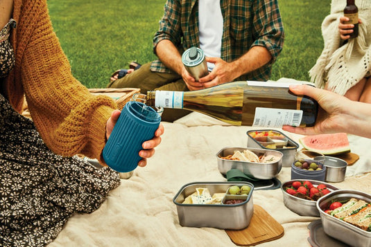 Black+Blum Glass Travel Cup 340ML - Custom Wood DesignsBlack + Blum glass travel cup with black lid, 340ML, reusable drinkware suitable for hot and cold beverages.DrinkwareP439.1633Glass,Siliconeturquoise