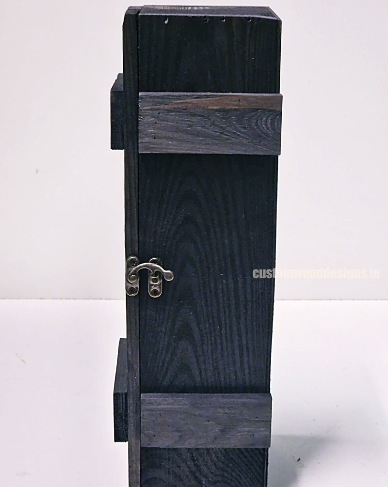 Load image into Gallery viewer, Rustic Bottle Box - Black Single Bottle box Custom Wood Designs __label: Multibuy Bottle Box bottle-box-default-title-rustic-bottle-box-black-single-52613315789143
