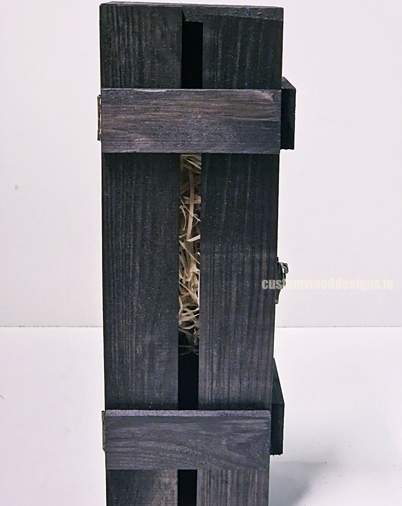 Load image into Gallery viewer, Rustic Bottle Box - Black Single Bottle box Custom Wood Designs __label: Multibuy Bottle Box bottle-box-default-title-rustic-bottle-box-black-single-53613433520471
