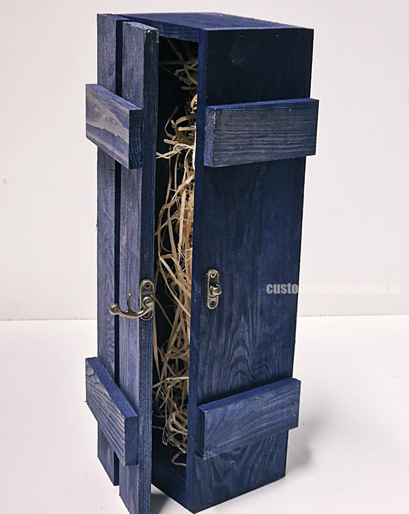 Load image into Gallery viewer, Rustic Bottle Box - Blue Single Bottle box Custom Wood Designs __label: Multibuy bottle-box-default-title-rustic-bottle-box-blue-single-53613455507799
