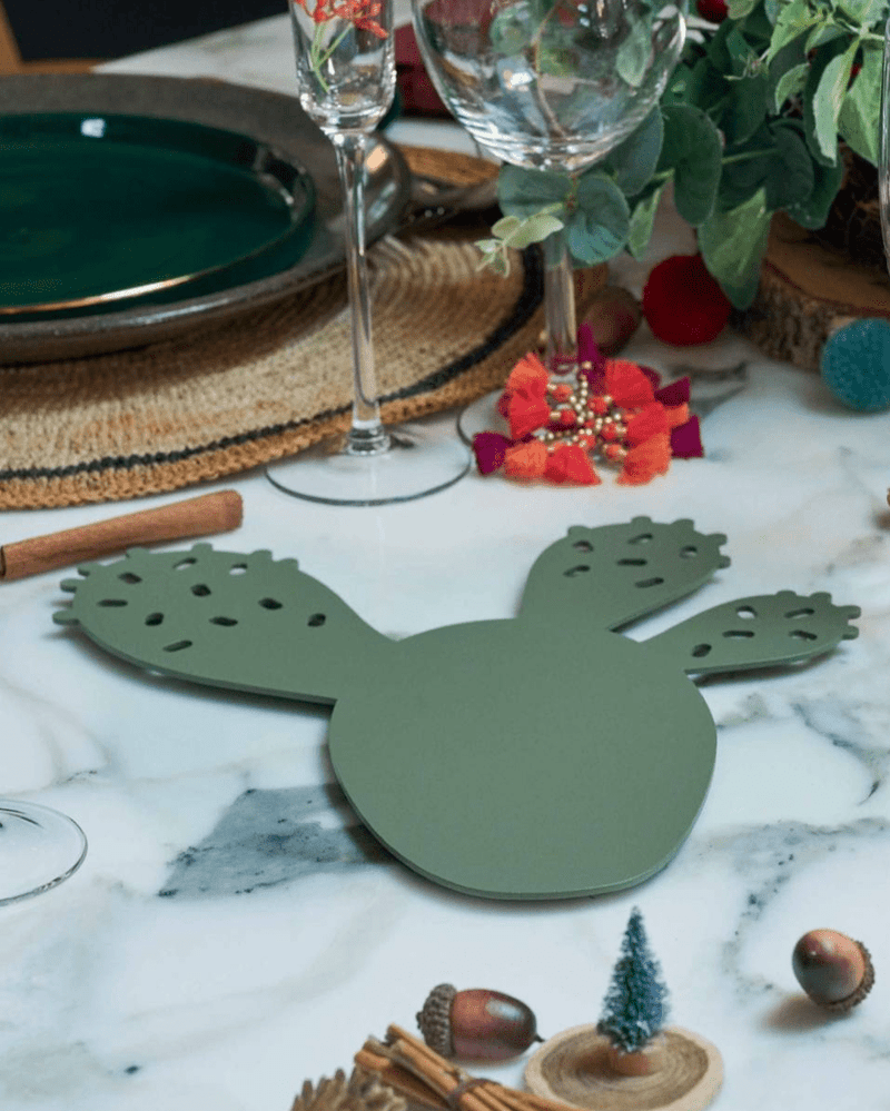 Load image into Gallery viewer, Fermob Cactus Bouquet Sauvage non-slip metal pad with cactus design, 25.5 x 24 cm, for furniture protection and style
