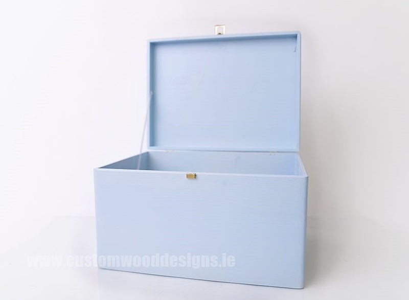 Load image into Gallery viewer, Blue Box Box with Lid pin bedroom deco blue box box box with lid room deco wood wooden box-with-lid-default-title-blue-box-53611822022999
