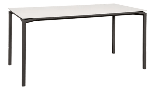 Fermob CALVI AERIS mineral dining table, 160x80 cm, six-seater, with a sleek tabletop and modern metal legs.