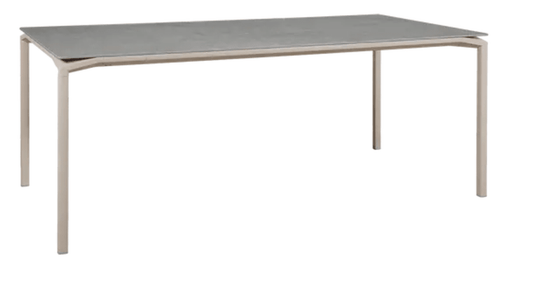 Fermob CALVI Kreta mineral dining table, 195 x 95 cm, eight-seater with nutmeg-colored surface and sturdy tabletop.