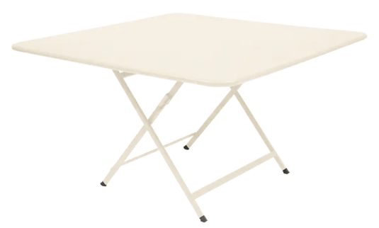 Latte beige Fermob Caractère foldable outdoor table, 128x128 cm, eight-seater, suitable for outdoor dining and gatherings.