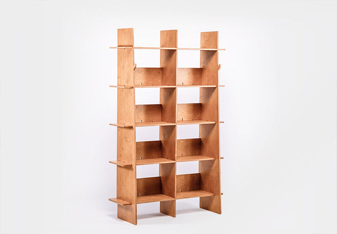 190 cm tall Libreria Oak bookshelf with tool-free assembly and Scandinavian design.