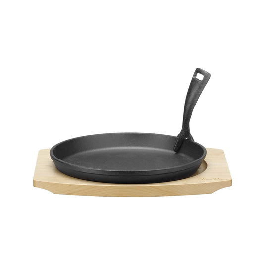 Cast iron serving pan Ø220mm with wooden base and handle, 270×230×(h)40 mm - Custom Wood DesignsCast iron serving pan with wooden base and handle, 220mm diameter, from Fine Dine, featuring a sturdy cast iron construction and wooden accents.cast iron serving pan626900