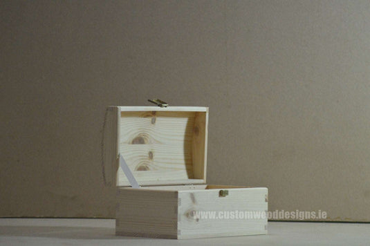 Pine Wood Chest CB1 23X13X12 cm Chest Box pin chest lock lockable box small trunk chest-box-unbranded-pine-wood-chest-cb1-23x13x12-cm-49180144795991
