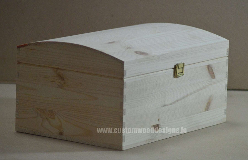 Load image into Gallery viewer, Pine Wood Chest CB5 35 X 25 X 18,5 cm Chest Box pin bedroom deco box box with lid chest container lock room deco wood wooden chest-box-unbranded-pine-wood-chest-cb5-35-x-25-x-18-5-cm-53611769758039
