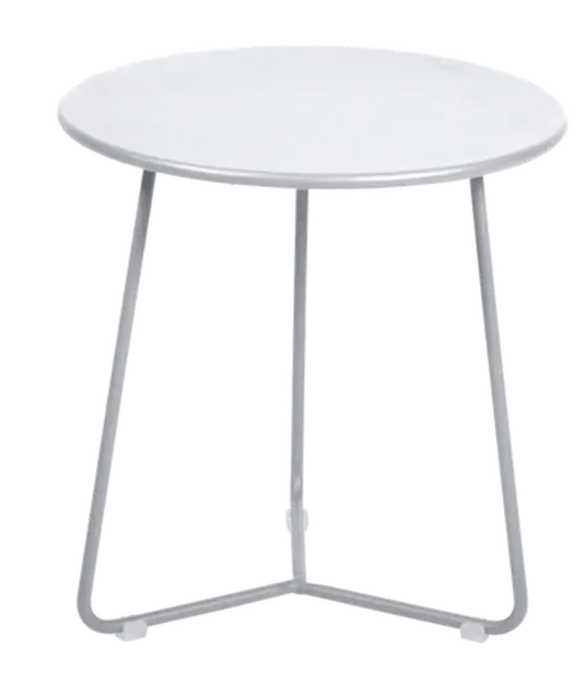 White Fermob small cocotte occasional table with a 34cm diameter, modern design, suitable for living or outdoor spaces.
