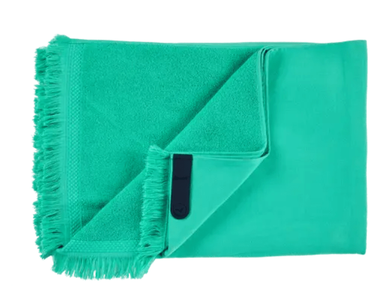 Load image into Gallery viewer, Fermob COLOR MIX Fouta Towel in Chlorophyl Green, 200 x 100 cm, featuring vibrant color blend and soft, lightweight fabric.
