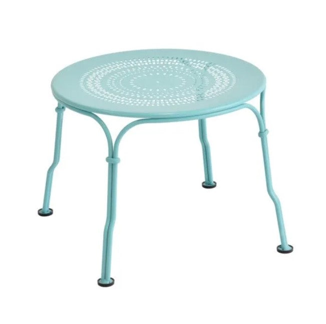 Fermob 1900 low metal table with 45 cm diameter in vibrant color, ideal for cafe, restaurant, or hotel hospitality settings.