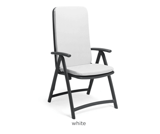 Darsena Armchair Cushion - Custom Wood DesignsWhite Nardi Darsena armchair cushion with plush fabric and tailored edges for comfortable outdoor seating.Nardi Cushion24575206964951White