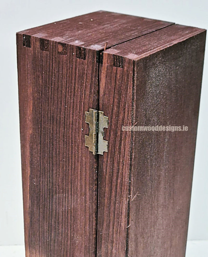 Load image into Gallery viewer, Hinged Lid 1 Bottle Box - Burgundy x25 Custom Wood Designs __label: Multibuy Bottle Box Bottle Boxes gift box Gift Boxes Single bottle box wooden Box default-title-hinged-lid-1-bottle-box-burgundy-x25-53613561119063
