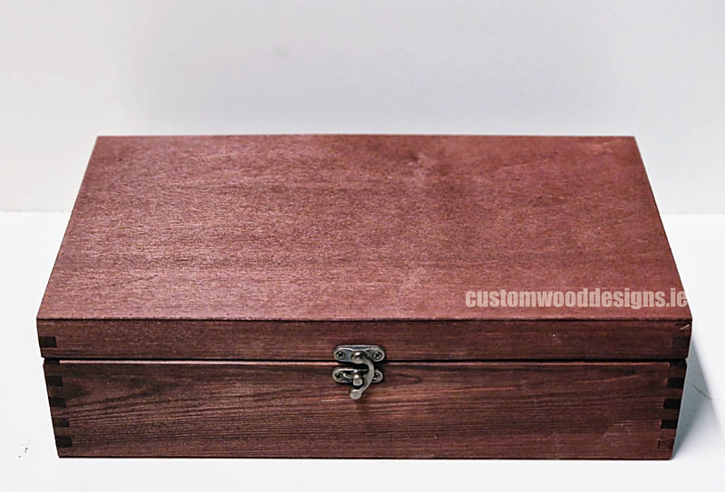 Load image into Gallery viewer, Hinged Lid 2 Bottle Box - Burgundy x25 Custom Wood Designs __label: Multibuy Bottle Box Bottle Boxes gift box Gift Boxes Single bottle box wooden Box default-title-hinged-lid-2-bottle-box-burgundy-x25-52627316801879
