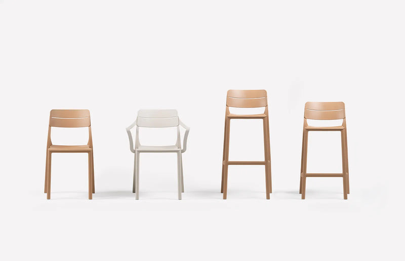 Load image into Gallery viewer, Nardi Cassia Stool Mini outdoor counter stool – Cassia family lifestyle 2
