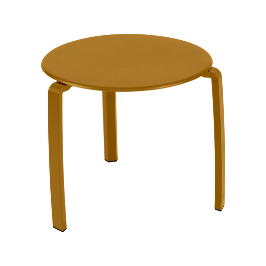 Fermob Alizé Low Table Ø48 cm in Gingerbread – round outdoor side table in aluminium