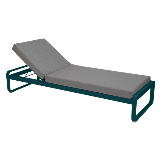 Fermob Bellevie Premium sunlounger– Acapulco Blue frame with Flannel Grey fabric cushions