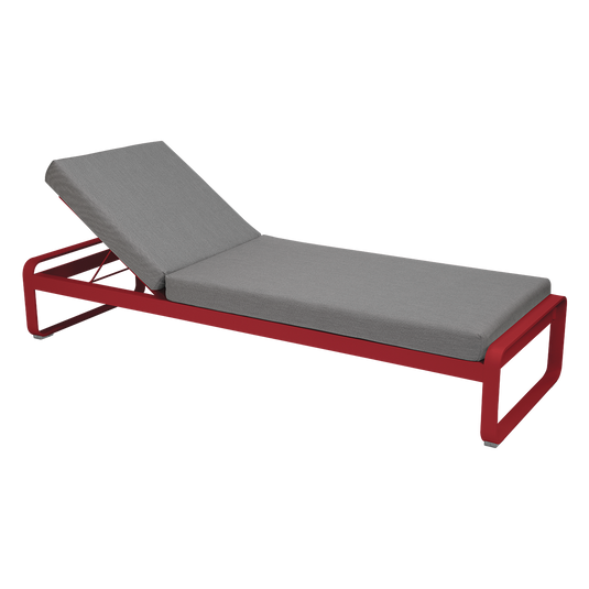 Fermob Bellevie Premium sunlounger– Chilli frame with Flannel Grey fabric cushions