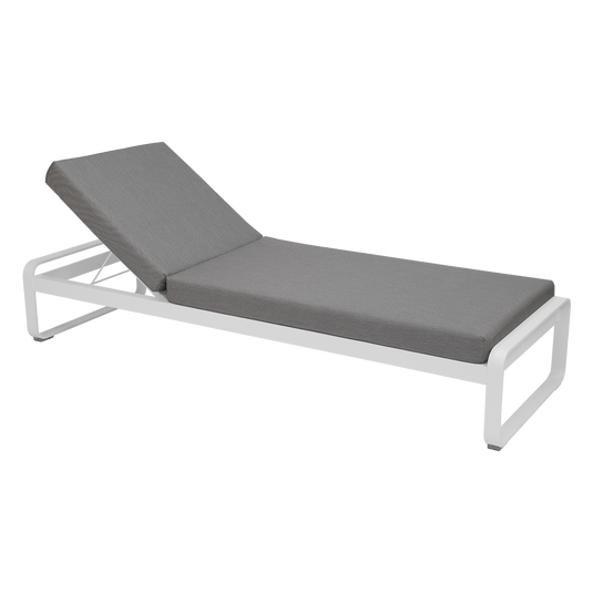Fermob Bellevie Premium sunlounger– Cotton White frame with Flannel Grey fabric cushions