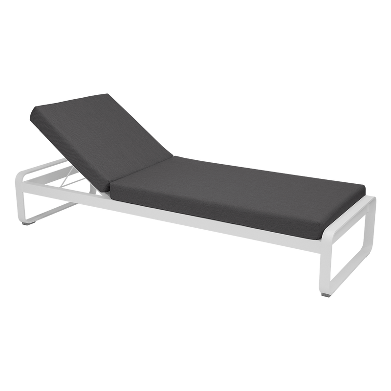 Load image into Gallery viewer, Fermob Bellevie Premium sunlounger– Cotton White frame with Graphite Grey fabric cushions

