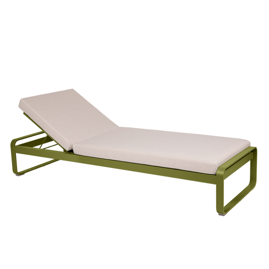 Fermob Bellevie Premium sunlounger– Pesto Green frame with Pearl fabric cushions