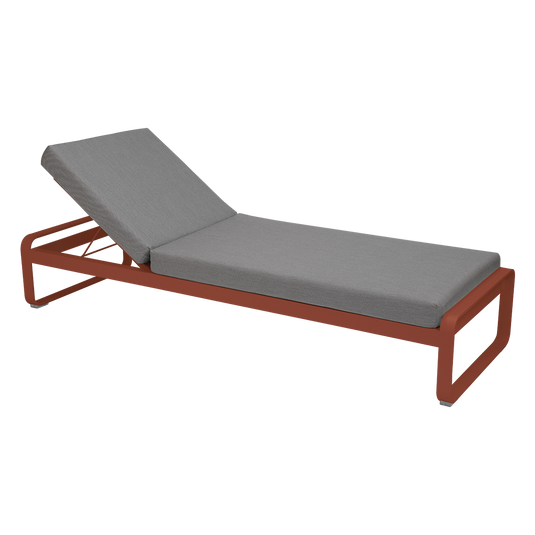 Fermob Bellevie Premium sunlounger– Red Ochre frame with Flannel Grey fabric cushions