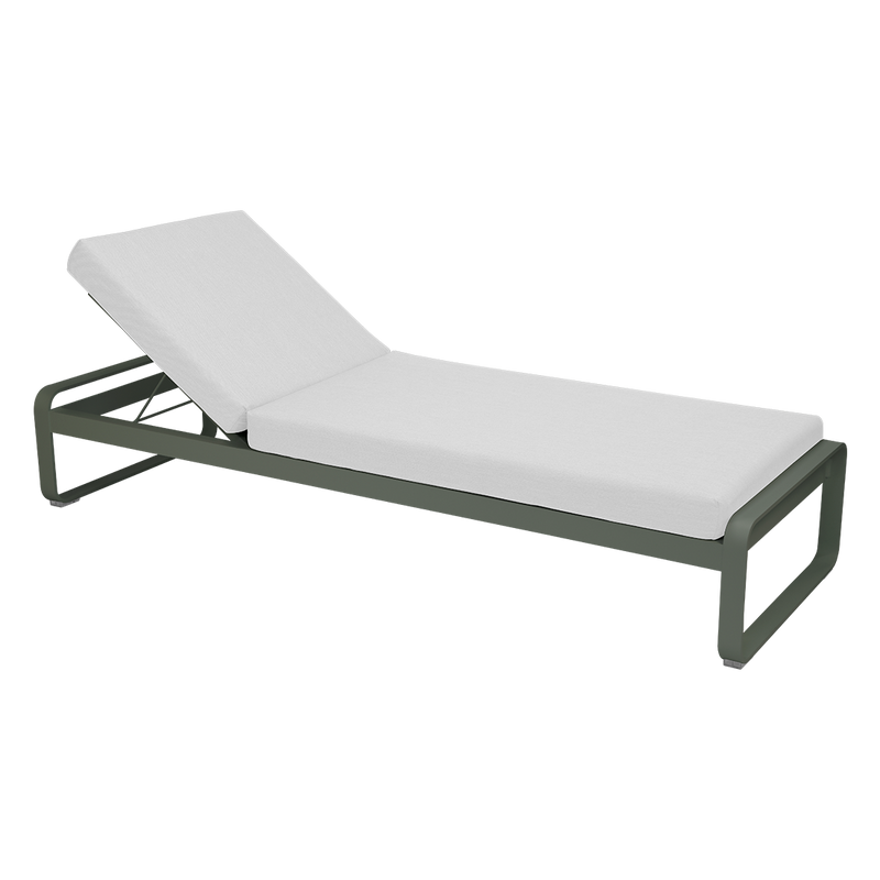 Load image into Gallery viewer, Fermob Bellevie Premium sunlounger– Rosemary frame with Off-White fabric cushions
