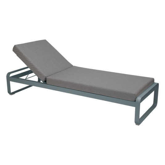 Fermob Bellevie Premium sunlounger– Storm Grey frame with Flannel Grey fabric cushions