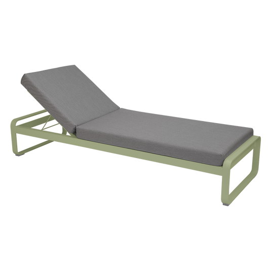 Fermob Bellevie Premium sunlounger– Willow Green frame with Flannel Grey fabric cushions