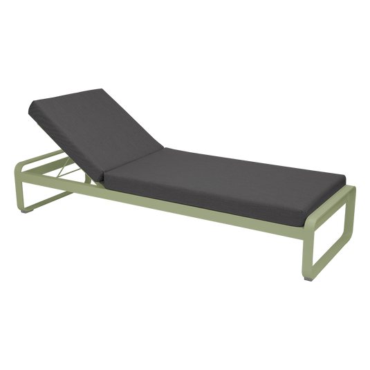Fermob Bellevie Premium sunlounger– Willow Green frame with Graphite Grey fabric cushions