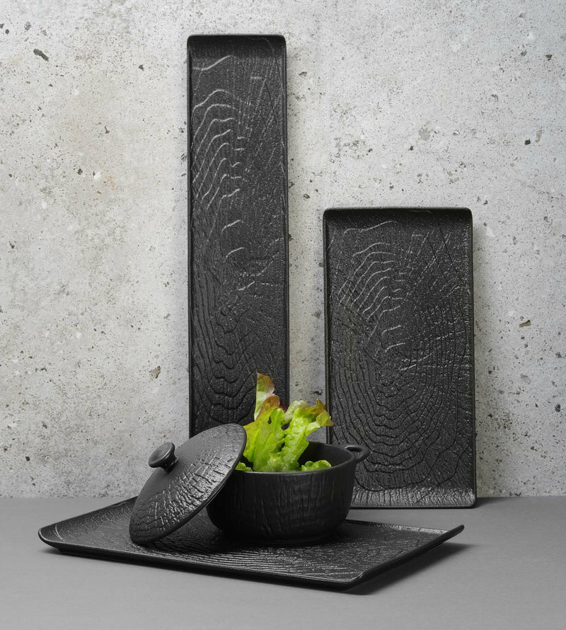 Load image into Gallery viewer, Fine Dine 270mm rimmed crust plate, shallow ceramic dish with raised edge, ideal for serving appetizers or desserts.
