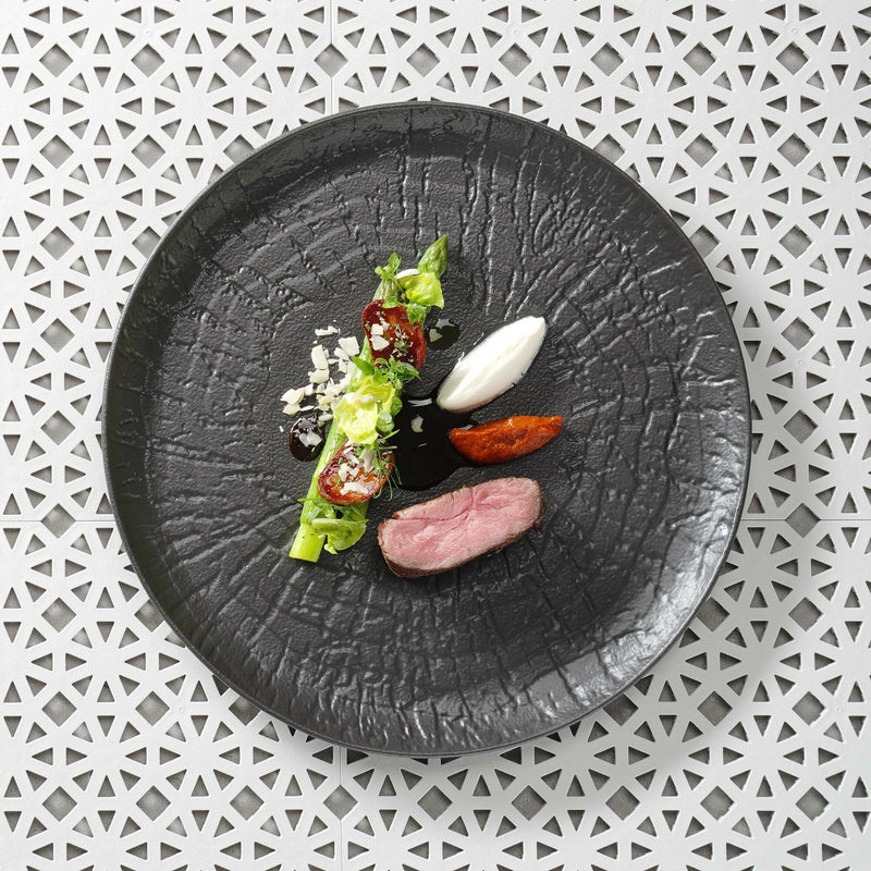 Load image into Gallery viewer, Fine Dine rimmed crust plate, 270mm, shallow dish with raised edges, ideal for serving appetizers or main courses.
