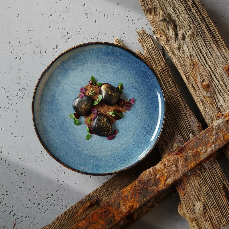 Load image into Gallery viewer, Fine Dine Eminence 210mm shallow coupe plate without rim, elegant ceramic dinnerware for stylish table setting
