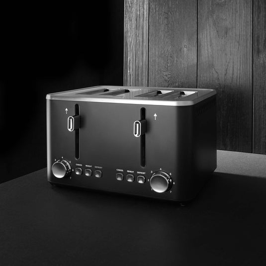 Fine Dine Buffet Toaster Rapido 4-slice 1750W with chrome finish and control knobs on a kitchen countertop.