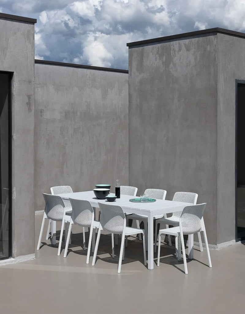 Load image into Gallery viewer, Nardi Rio 140 extensible outdoor table – lifestyle 6
