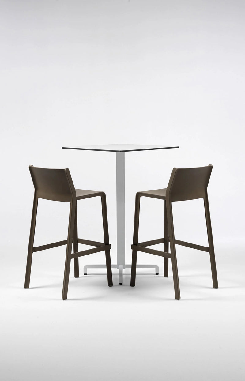 Load image into Gallery viewer, Nardi Trill Stool outdoor bar stool – lifestyle 10
