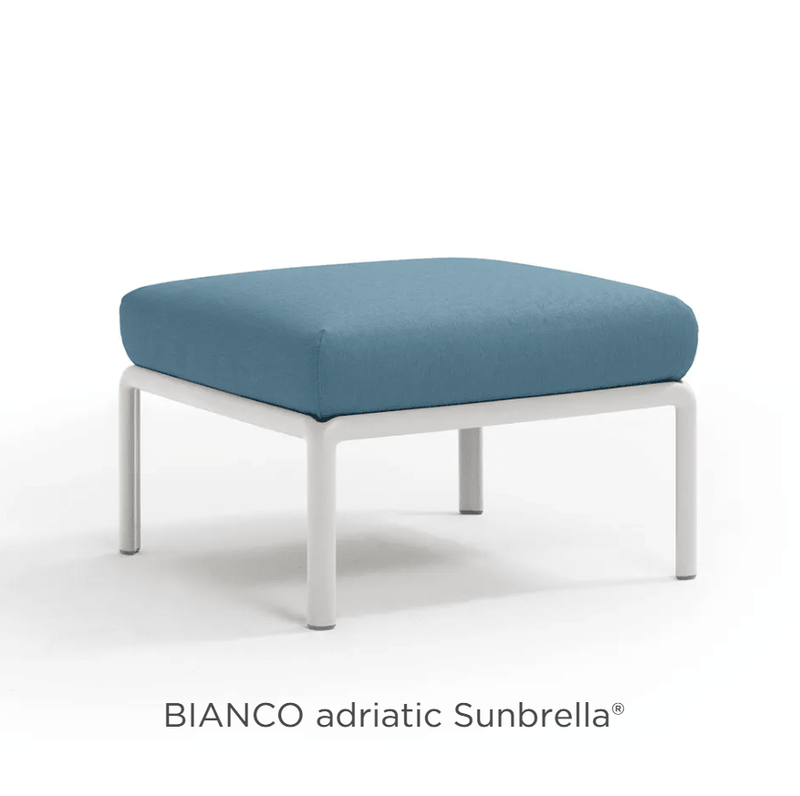 Load image into Gallery viewer, Nardi Komodo Pouf from the Boanco Adriatic Komodo outdoor sofa section, showing a stylish, modular seating piece in outdoor setting.
