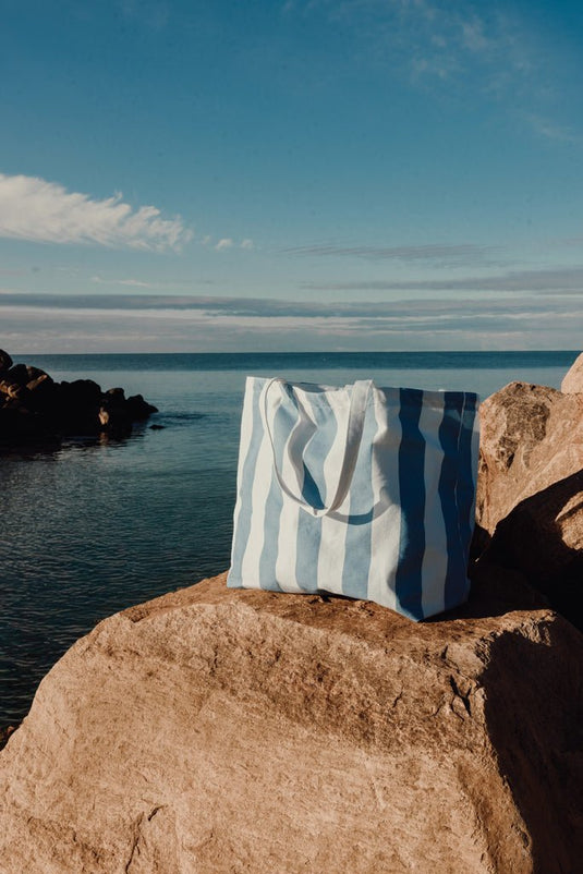 Lagoa GRS beach bag - Custom Wood DesignsVinga Lagoa GRS beach bag with woven design, sturdy handles, and spacious interior for beach and travel essentials.Bags & TravelV7620615Recycled cotton,Recycled polyesterlight blue