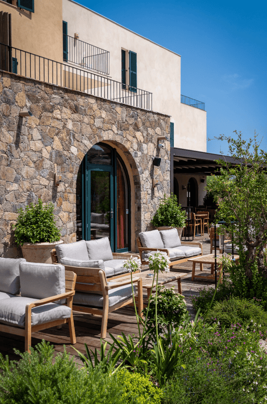 Lodge Low Armchair Teak - Custom Wood DesignsFermob Lodge outdoor teak armchair with low armrests, suitable for hotel terrace seating, featuring a stylish and durable design.Armchair Outdoor Teak24575192652279BeigeChevron