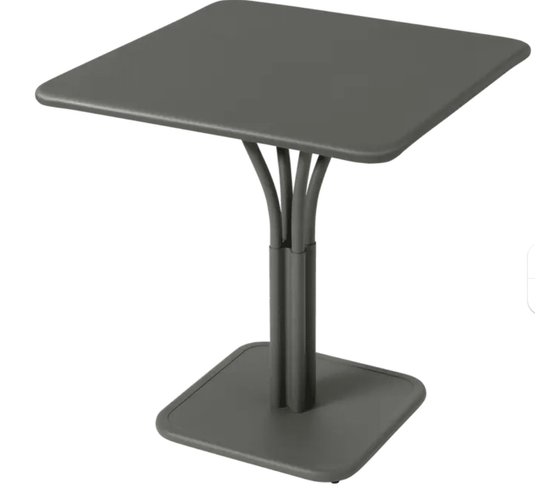 Luxembourg High Pedestal Table 80 x 80 cm - Custom Wood DesignsFermob Luxembourg metal table with 71x71 inch solid aluminum top, suitable for outdoor dining or restaurant settings.Metal Table24575204314295Willow Green
