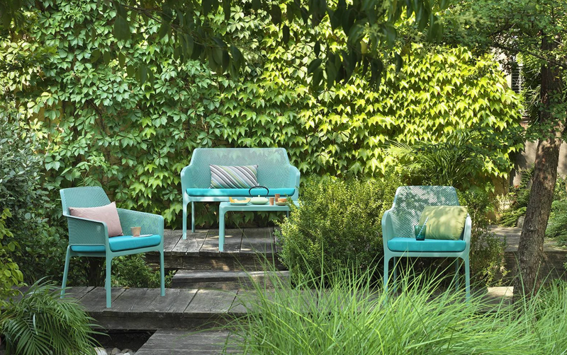 Load image into Gallery viewer, Custom Wood Designs Nardi Net Bundle from byobSuite, featuring a stylish and functional net for outdoor furniture.
