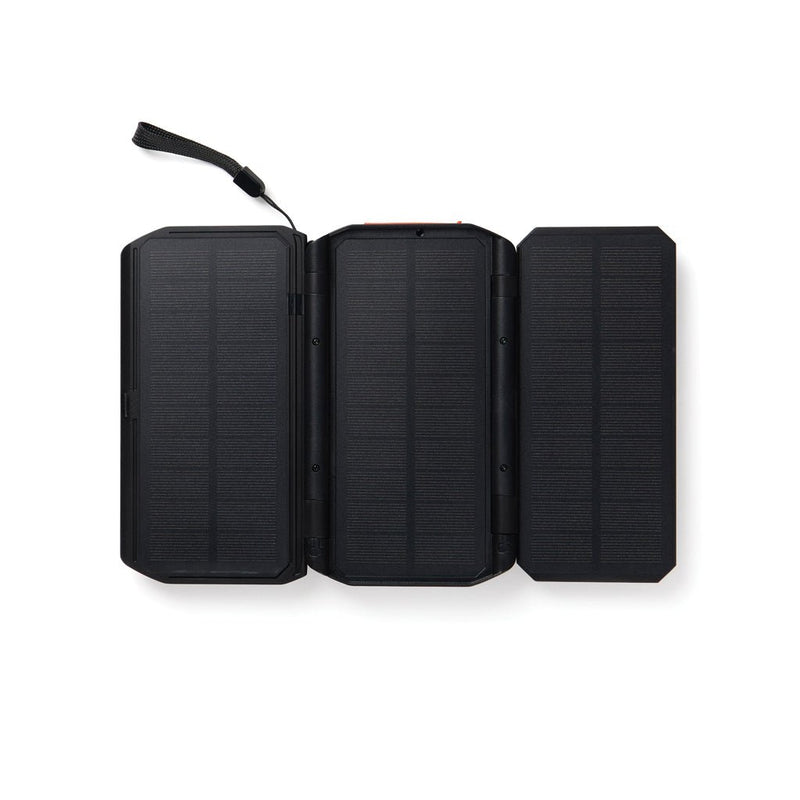 Load image into Gallery viewer, Nordic Drift Titan 10.000mAh solar powerbank with 3 panels - Custom Wood DesignsNordic Drift Titan 10,000mAh solar powerbank with 3 panels, portable phone and tablet charging accessory, black with visible panelsPhone &amp; Tablet accessoriesND410.0001Recycled ABS,Recycled Polycarbonateblack
