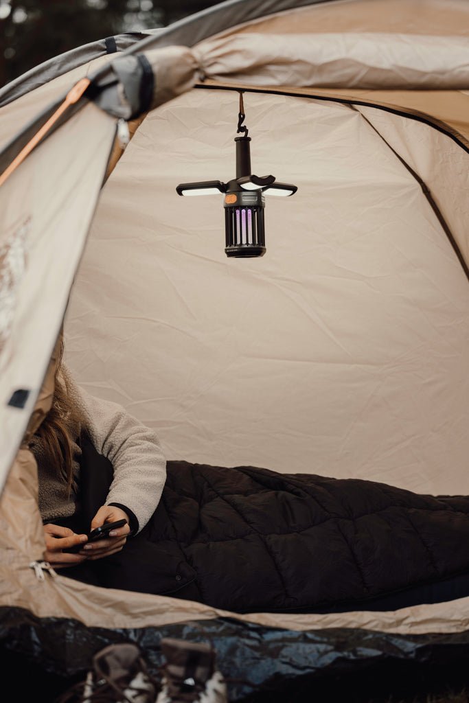 Load image into Gallery viewer, Nordic Drift Titan Portable mosquito repellent camping light - Custom Wood DesignsNordic Drift Titan portable mosquito repellent camping light attached to a phone, ideal for outdoor camping and insect protection.Phone &amp; Tablet accessoriesND430.0301ABSblack
