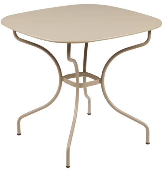Fermob OPÉRA+ Carronde outdoor metal table in nutmeg color, 82x82 cm, suitable for patio or garden dining.