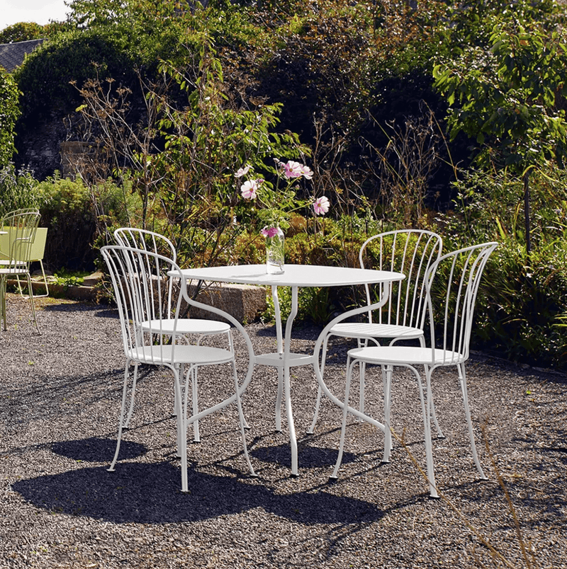 Load image into Gallery viewer, Fermob OPÉRA+ outdoor metal chair with a sleek black finish, designed for stylish outdoor seating.
