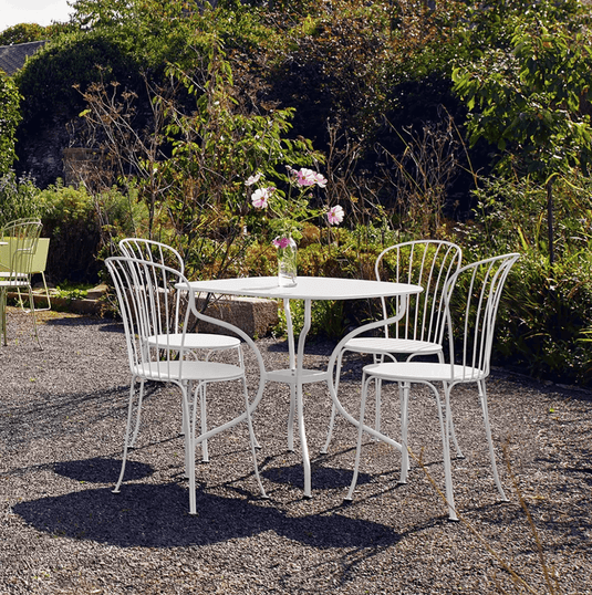 Fermob OPÉRA+ outdoor metal chair with a sleek black finish, designed for stylish outdoor seating.