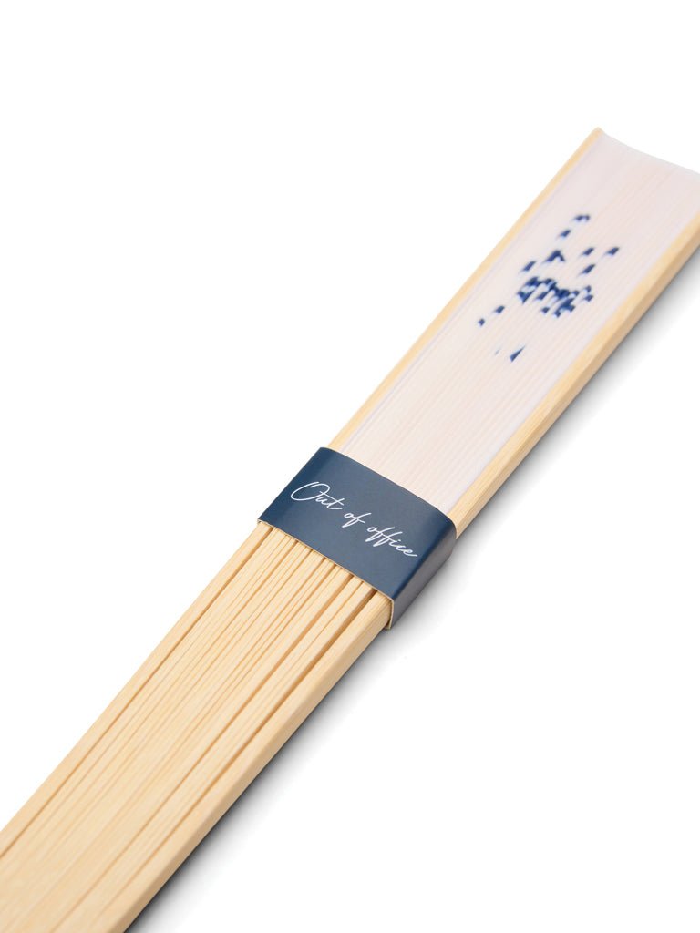 Load image into Gallery viewer, Out of office hand fan - Custom Wood DesignsVinga Out of Office hand fan, outdoor accessory with vibrant design, lightweight and portable for outdoor activities.OutdoorV4532603FSC® bamboowhite
