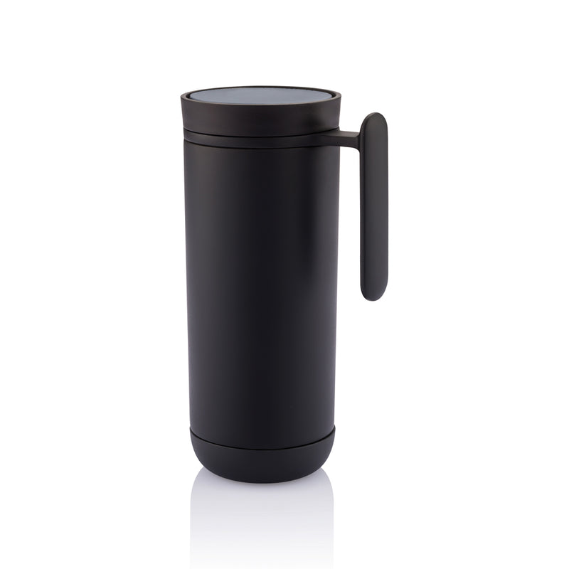 Load image into Gallery viewer, XD Design Clik leak-proof travel mug in black with a secure lid, designed for portable drinkware and travel convenience.
