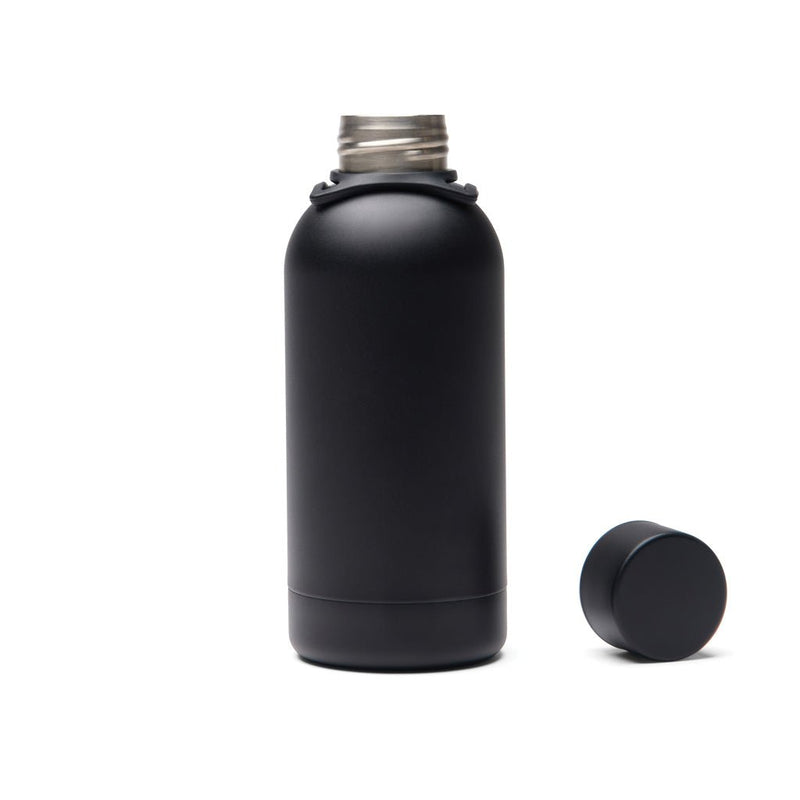 Load image into Gallery viewer, Parks RCS SS bottle, 400 ML - Custom Wood DesignsVinga Parks RCS SS bottle, 400 ML stainless steel drinkware with a sleek design and secure screw-on lid.DrinkwareV4300907Recycled Stainless steel,Polyestergreen
